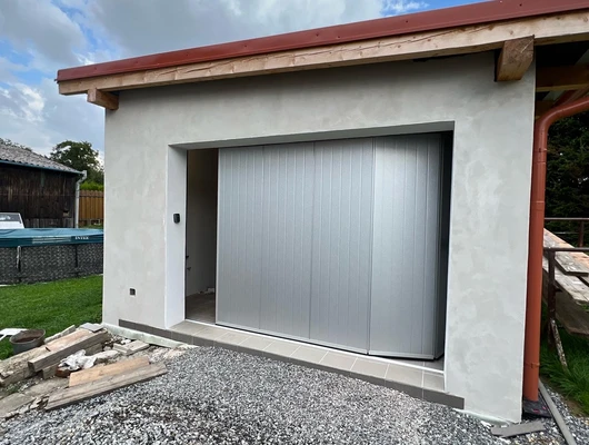 0FDF3447-1314-40E5-B4B7-D8693E0FFCED