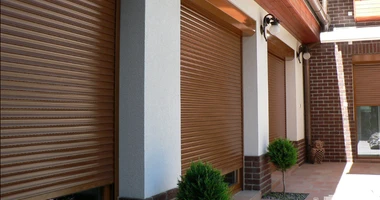 Martin Mareček - screenové rolety, interiérové žaluzie, venkovní žaluzie, rolety den a noc